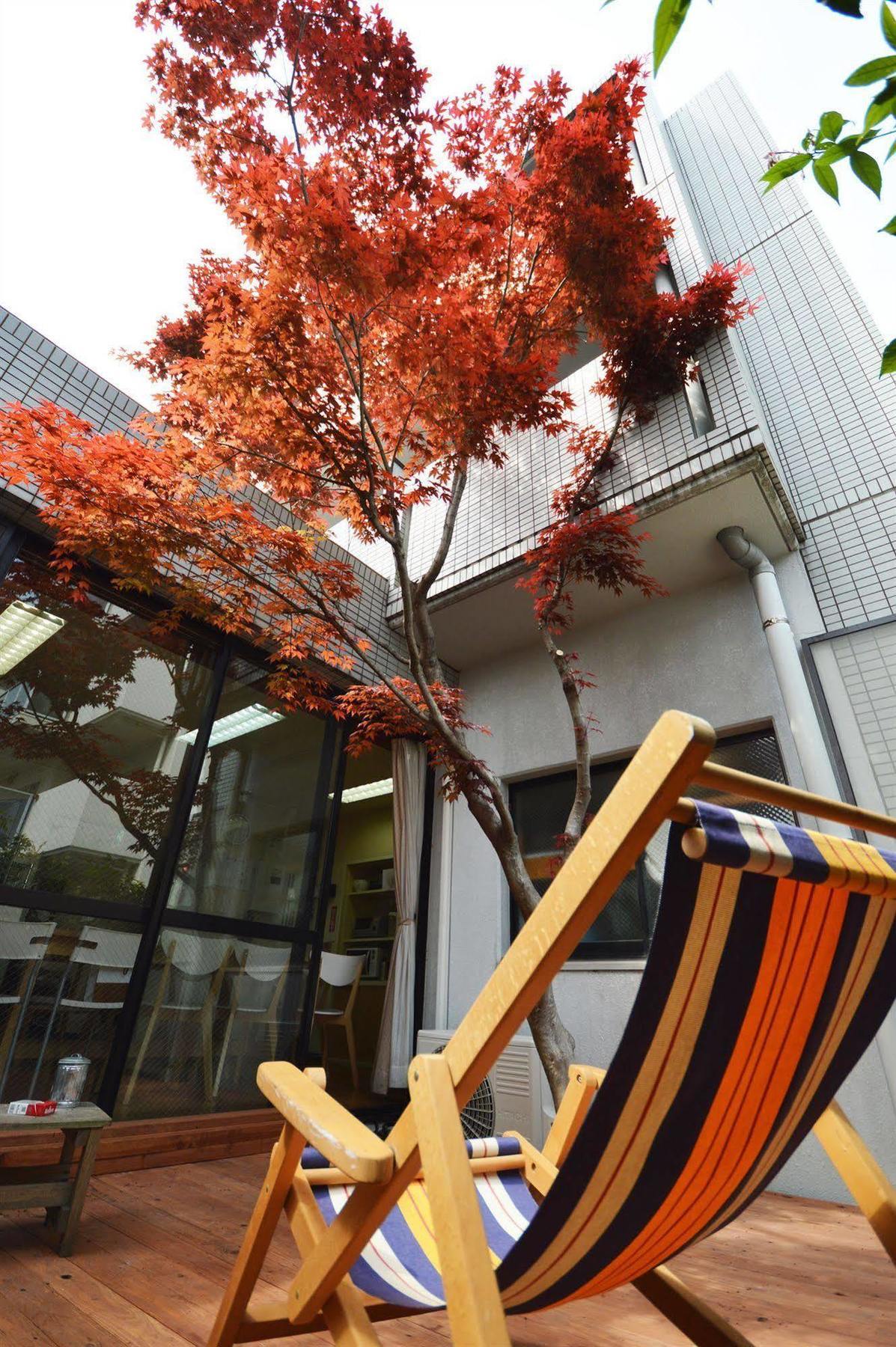 Guest House Hokorobi Fukuoka  Bagian luar foto