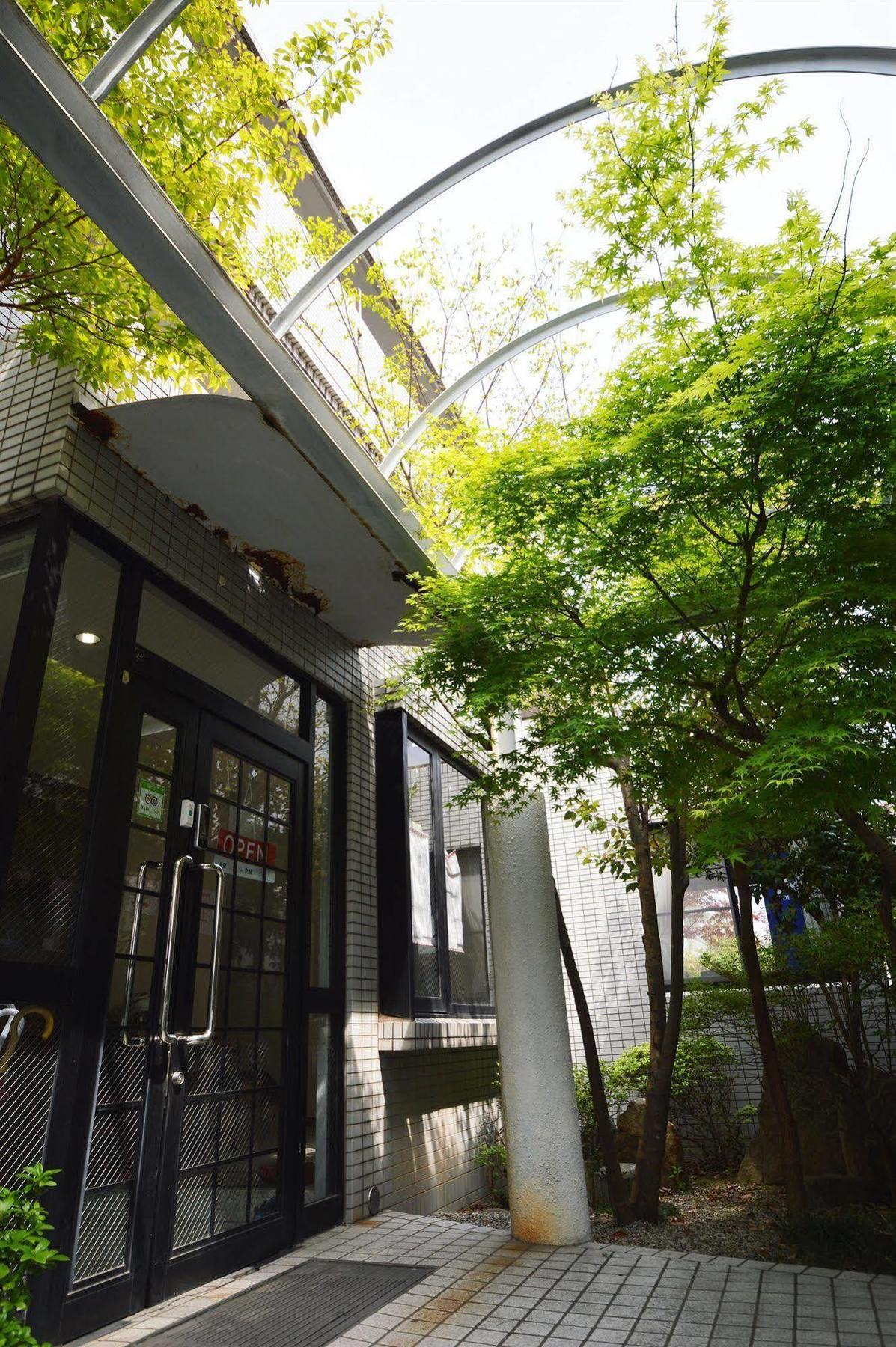 Guest House Hokorobi Fukuoka  Bagian luar foto